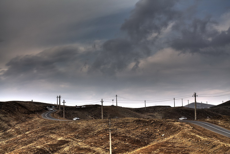 نام: IMG_1304_5_6_tonemapped.jpg نمایش: 408 اندازه: 135.5 کیلو بایت