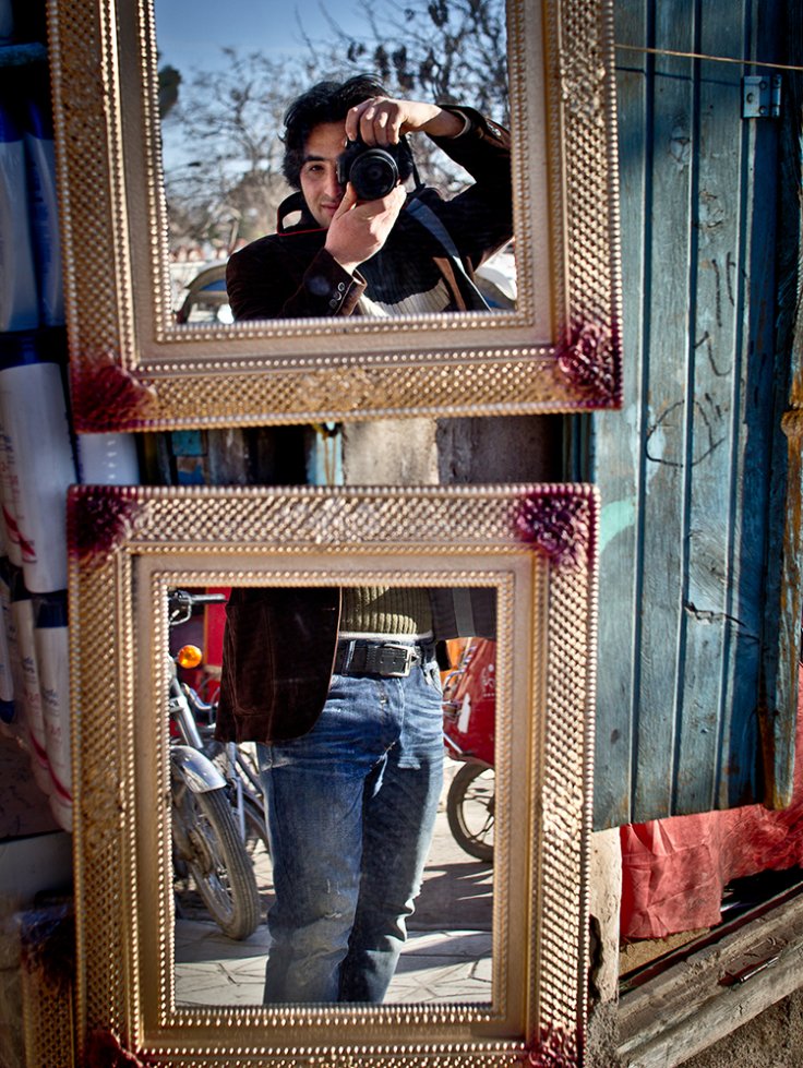 نام: self portrait.jpg نمایش: 2226 اندازه: 200.1 کیلو بایت