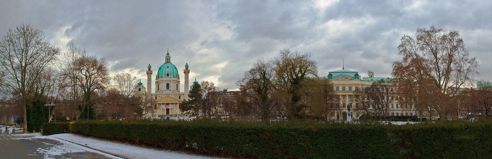 نام: Vienna_Panorama.jpg نمایش: 1220 اندازه: 197.5 کیلو بایت