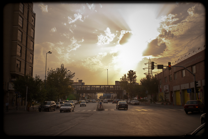 نام: TehranSt-2298.JPG نمایش: 709 اندازه: 249.4 کیلو بایت