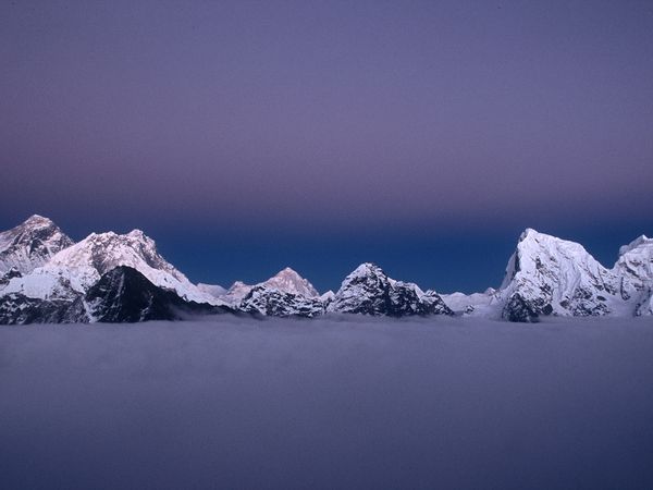 نام: mount-everest-dusk_21250_600x450.jpg نمایش: 473 اندازه: 24.1 کیلو بایت