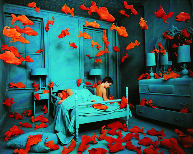 نام: 1_Sandy-Skoglund-Revenge-of-the-Goldfish-1981_g.jpg نمایش: 11888 اندازه: 294.4 کیلو بایت