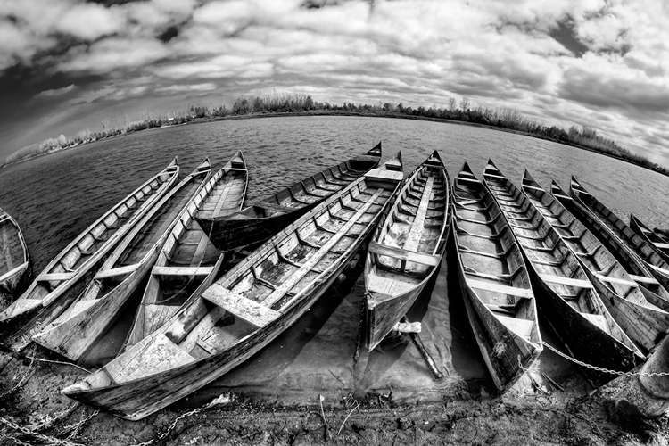 نام: IMG_0739_40_41_tonemapped-akkasee.jpg نمایش: 1132 اندازه: 276.5 کیلو بایت