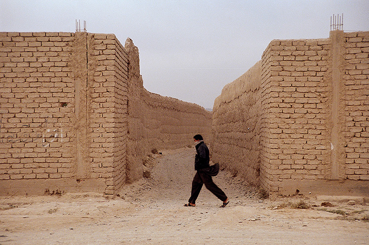 نام: 78340016.jpg نمایش: 584 اندازه: 268.7 کیلو بایت