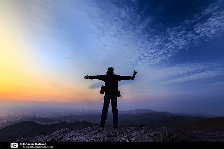 نام: ME-AT-SUMMIT-01.jpg نمایش: 1240 اندازه: 194.4 کیلو بایت