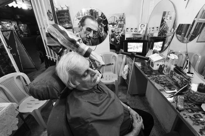 نام: barber.jpg نمایش: 1036 اندازه: 96.1 کیلو بایت