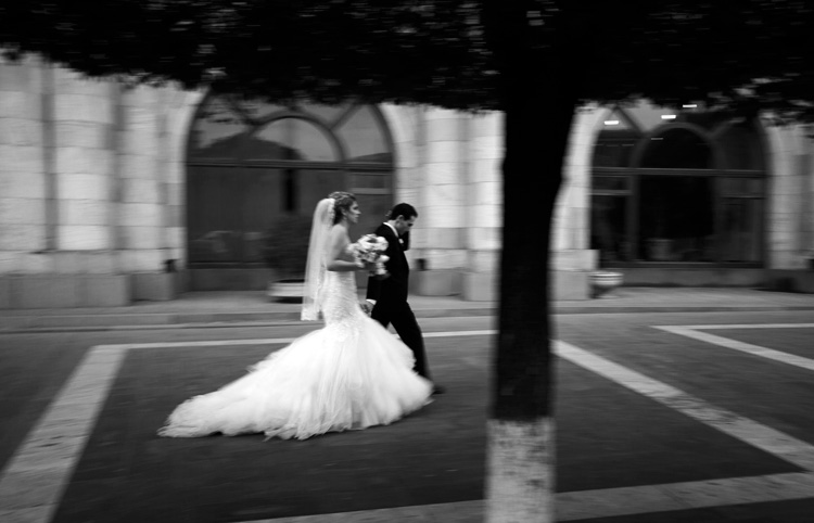 نام: BlackandWhite.jpg نمایش: 749 اندازه: 76.8 کیلو بایت