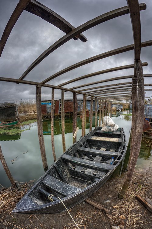 نام: Akkasee-fisheye-boat.jpg نمایش: 659 اندازه: 102.6 کیلو بایت