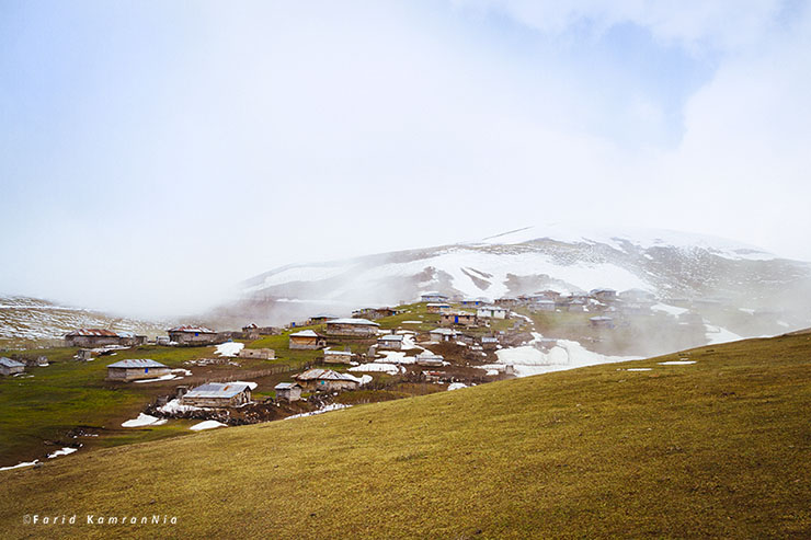 نام: Winter scene 2.jpg نمایش: 742 اندازه: 107.3 کیلو بایت