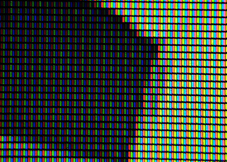 نام: Pixel.jpg نمایش: 540 اندازه: 296.2 کیلو بایت